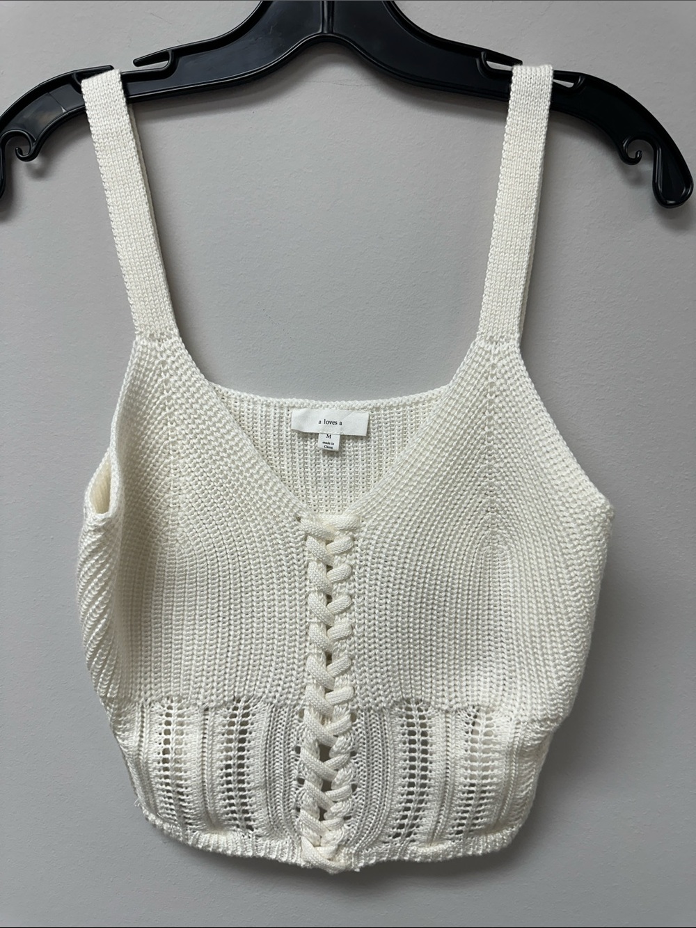New A Loves A cream knit tank medium